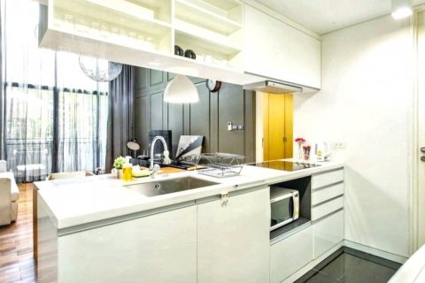 Duplex in Bangkok, Thailand 3 bedrooms № 132946 - photo 10