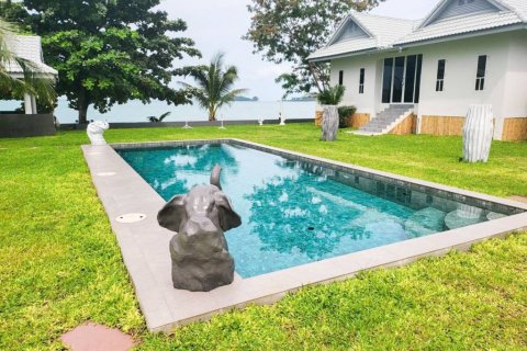 Villa in Ko Samui, Thailand 4 bedrooms № 132949 - photo 2