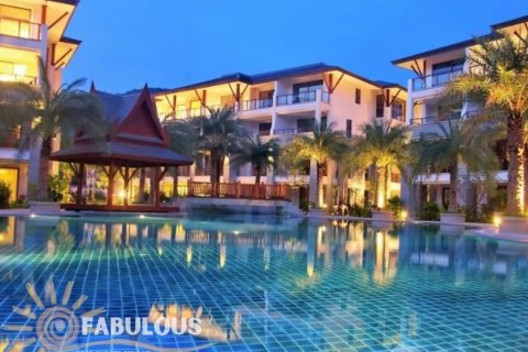Condo on Naithon Beach, Thailand, 3 bedrooms № 124249 - photo 16