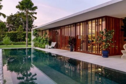 Villa in Bang Sare, Thailand 3 bedrooms № 85945 - photo 5