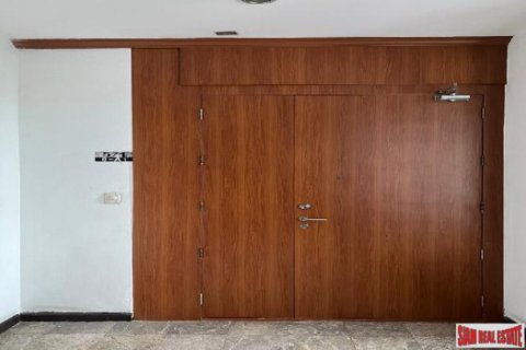 Квартира в Бангкоке, Таиланд с 3 спальнями  № 124096 - фото 14