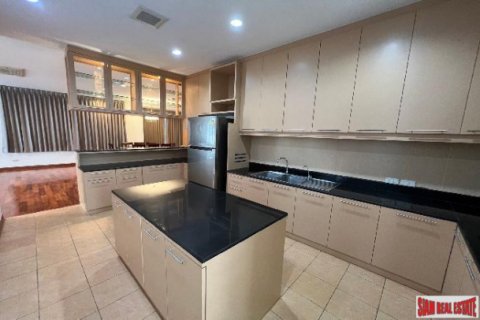 Квартира в Бангкоке, Таиланд с 3 спальнями  № 124096 - фото 21