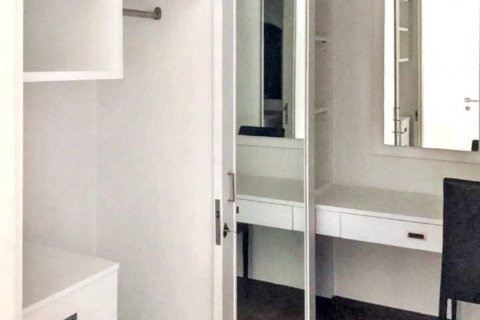 Кондоминиум с 2 спальнями в Бангкоке, Таиланд № 125837 - фото 5