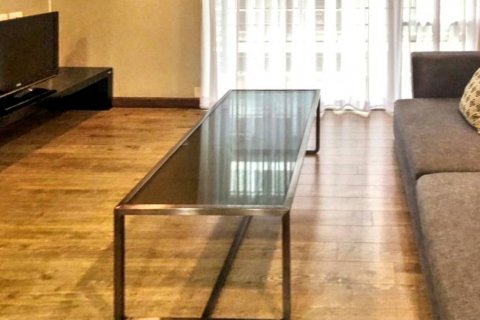 Кондоминиум с 2 спальнями в Бангкоке, Таиланд № 125837 - фото 2