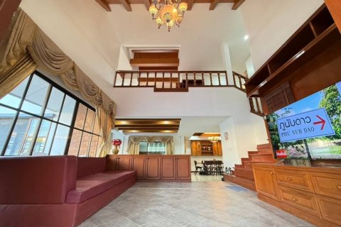 Дом в Паттайе, Таиланд с 5 спальнями  № 125939 - фото 2