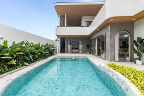 Villa in Phuket, Thailand 4 bedrooms № 111811 - photo 12