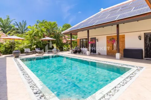 House in Phuket, Thailand 3 bedrooms № 130881 - photo 2