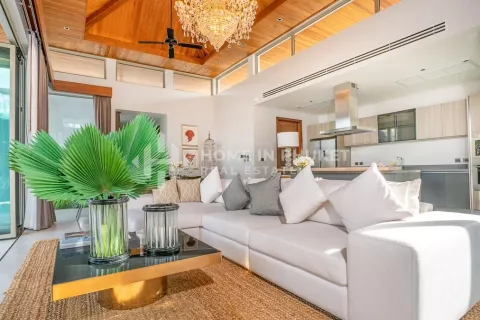 House in Phuket, Thailand 3 bedrooms № 130879 - photo 4