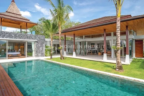 House in Phuket, Thailand 3 bedrooms № 130879 - photo 16