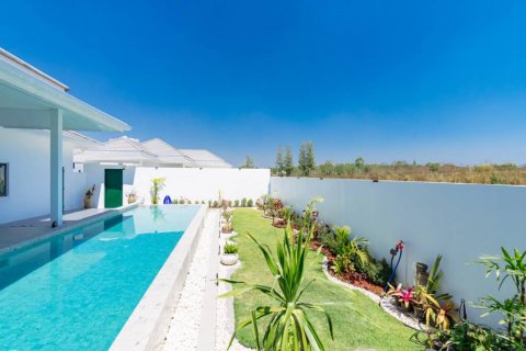 Villa in Hua Hin, Thailand 3 bedrooms № 120291 - photo 4