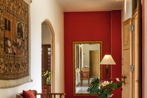 Вилла в Чиангмае, Таиланд с 5 спальнями  № 102977 - фото 3