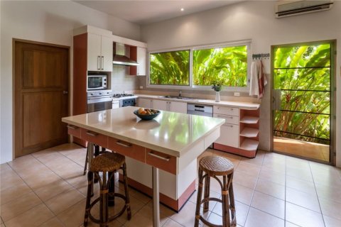 Вилла в Чиангмае, Таиланд с 5 спальнями  № 102977 - фото 8