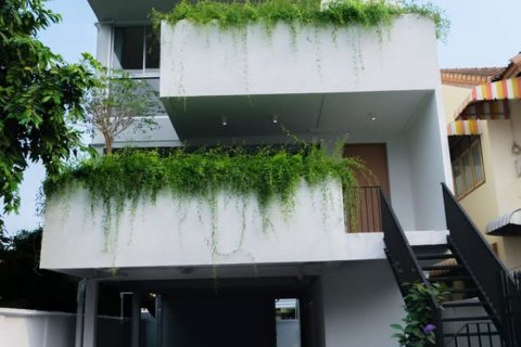 Condo in Phra Khanong, Bangkok, Thailand, 4 bedrooms № 125745 - photo 15