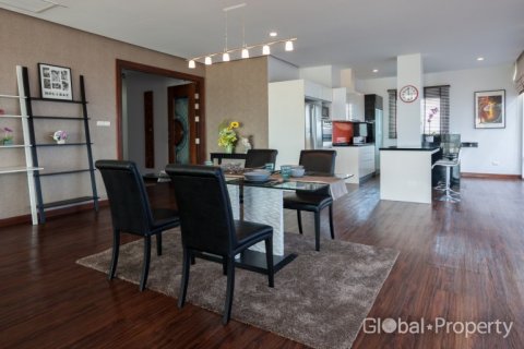 Кондоминиум с 2 спальнями в Паттайе, Таиланд № 125746 - фото 1