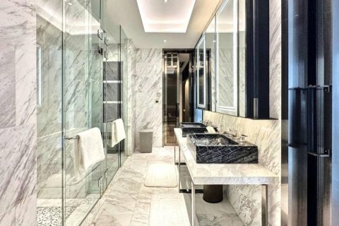 Condo in Khlong San, Bangkok, Thailand, 2 bedrooms № 125742 - photo 8