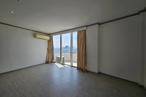 Кондоминиум с 3 спальнями в Кхлонг Сане, Бангкок, Таиланд № 125743 - фото 13
