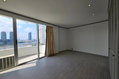 Кондоминиум с 3 спальнями в Кхлонг Сане, Бангкок, Таиланд № 125743 - фото 8