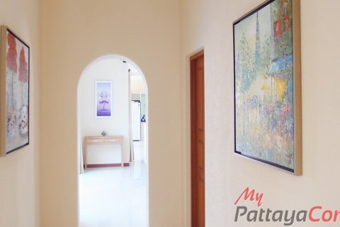 House in Bang Lamung, Thailand 4 bedrooms № 125740 - photo 13