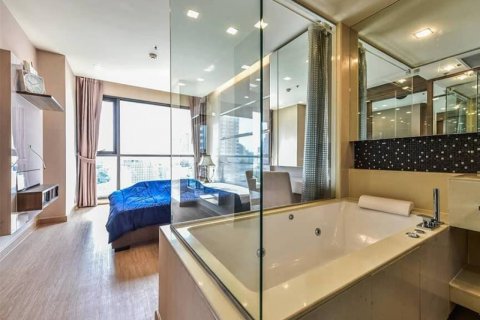 Condo in Bangkok, Thailand, 1 bedroom № 86223 - photo 8