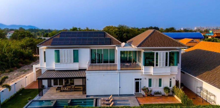 Вилла в Хуа Хине, Таиланд с 6 спальнями № 104726