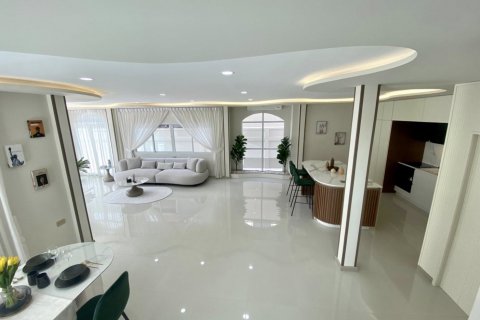 Maison à Chon Buri, Thaïlande 5 chambres № 133106 - photo 12