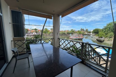 Кондоминиум с 3 спальнями в Паттайе, Таиланд № 133109 - фото 1