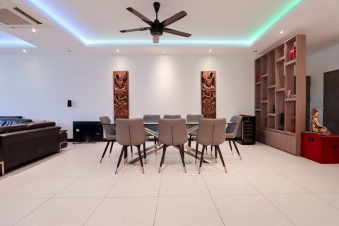 Кондоминиум с 3 спальнями в Паттайе, Таиланд № 133109 - фото 11