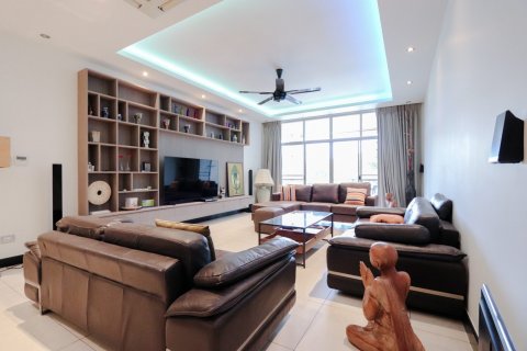 Кондоминиум с 3 спальнями в Паттайе, Таиланд № 133109 - фото 2