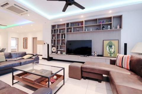 Кондоминиум с 3 спальнями в Паттайе, Таиланд № 133109 - фото 4