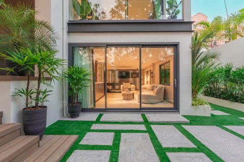 Дом в Паттайе, Таиланд с 4 спальнями  № 133108 - фото 6