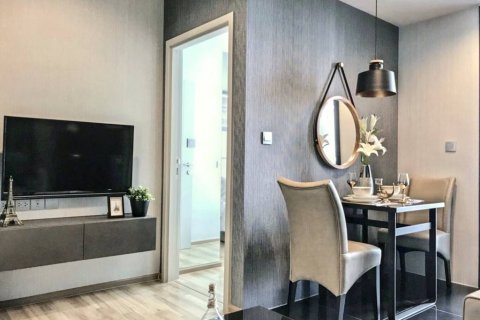 Condo à Chatuchak, Bangkok, Thaïlande, 1 chambre  № 116106 - photo 6