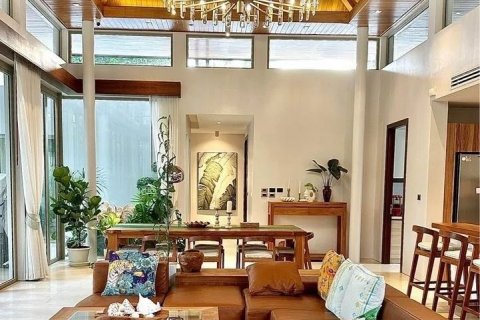 Villa in Phuket, Thailand 6 bedrooms № 142425 - photo 2