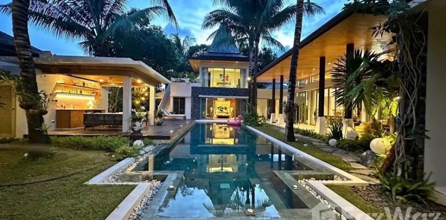 Villa in Phuket, Thailand 6 bedrooms № 142425