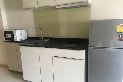 Кондоминиум с 1 спальней в Бангкоке, Таиланд № 144005 - фото 3