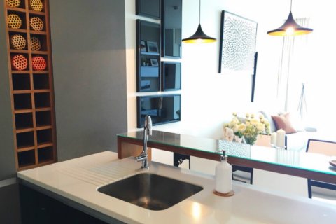 Кондоминиум с 1 спальней в Бангкоке, Таиланд № 144003 - фото 3