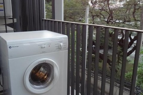 Кондоминиум с 1 спальней в Бангкоке, Таиланд № 144006 - фото 10