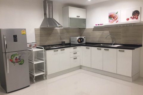 Кондоминиум с 2 спальнями в Бангкоке, Таиланд № 143989 - фото 5