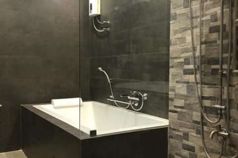 Кондоминиум с 2 спальнями в Бангкоке, Таиланд № 144004 - фото 9