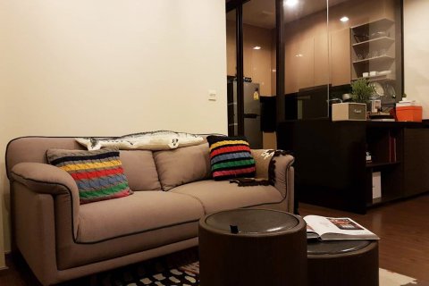 Кондоминиум с 1 спальней в Пхракханонге, Бангкок, Таиланд № 143990 - фото 5