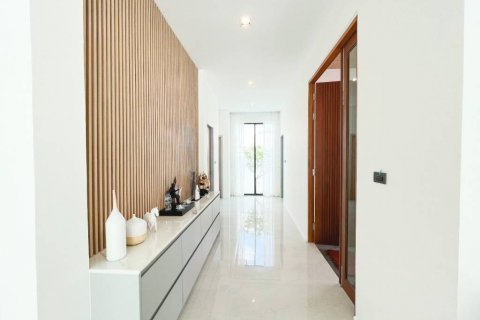 Villa in Bang Tao, Thailand 5 bedrooms № 86295 - photo 10