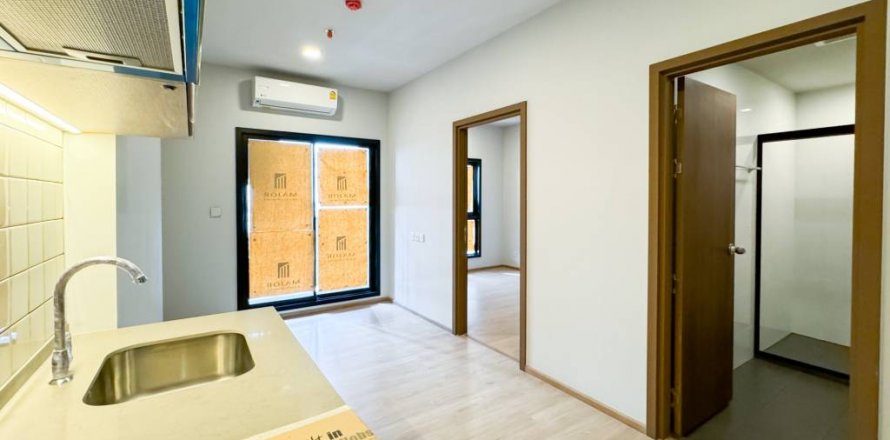 Condo in Suan Luang, Bangkok, Thailand, 1 bedroom  № 133087