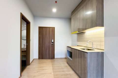 Condo in Suan Luang, Bangkok, Thailand, 1 bedroom  № 133087 - photo 4