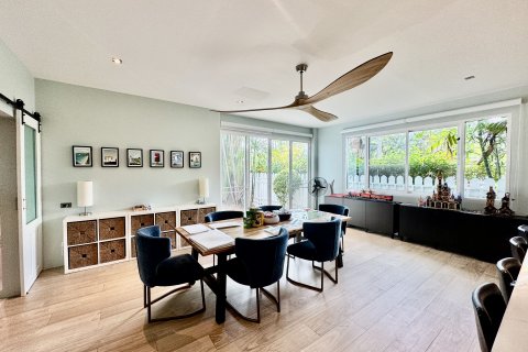 House in Phuket, Thailand 5 bedrooms № 142211 - photo 9