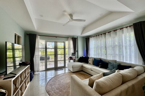 House in Phuket, Thailand 5 bedrooms № 142211 - photo 7