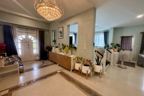 House in Phuket, Thailand 5 bedrooms № 142211 - photo 10