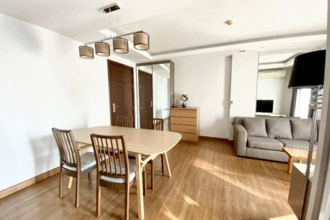 Кондоминиум с 2 спальнями в Бангкапи, Бангкок, Таиланд № 104503 - фото 5