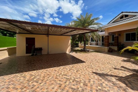 Вилла в Ча-аме, Таиланд с 3 спальнями  № 104500 - фото 5