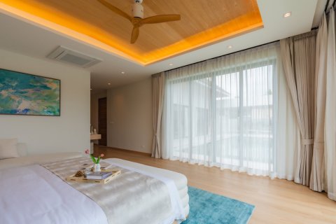 House in Bang Tao, Thailand 3 bedrooms № 126521 - photo 24