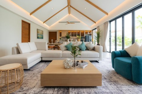 House in Bang Tao, Thailand 3 bedrooms № 126521 - photo 11