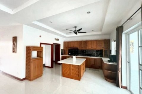 Вилла в Хуа Хине, Таиланд с 3 спальнями  № 100453 - фото 5